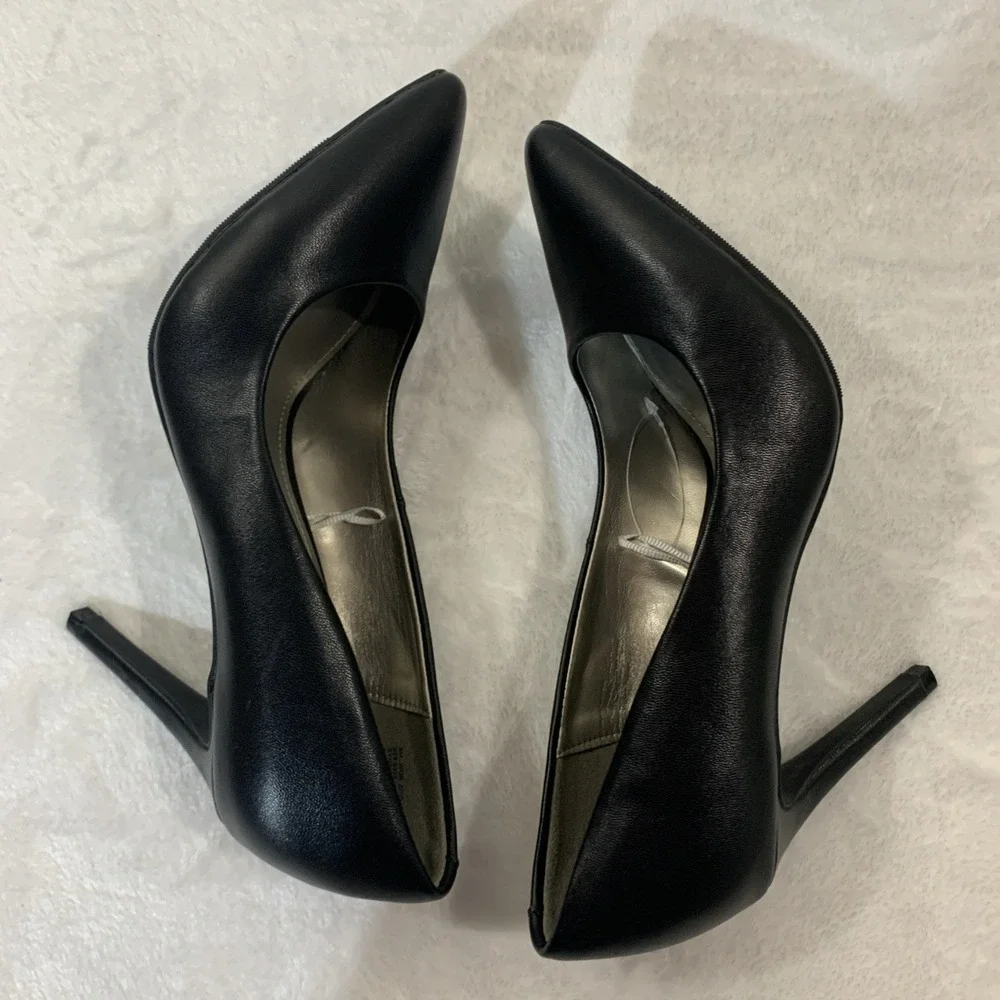 Worthington Wor Zilo Black 3 inch Heels Size 9M Women's Shoes NEW